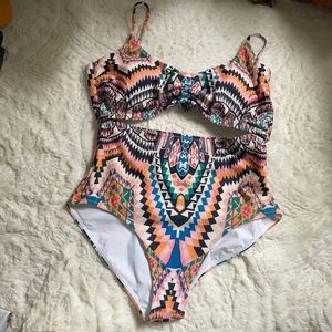 Athleta Desert Geo Cut Out One Piece NWOT Size M